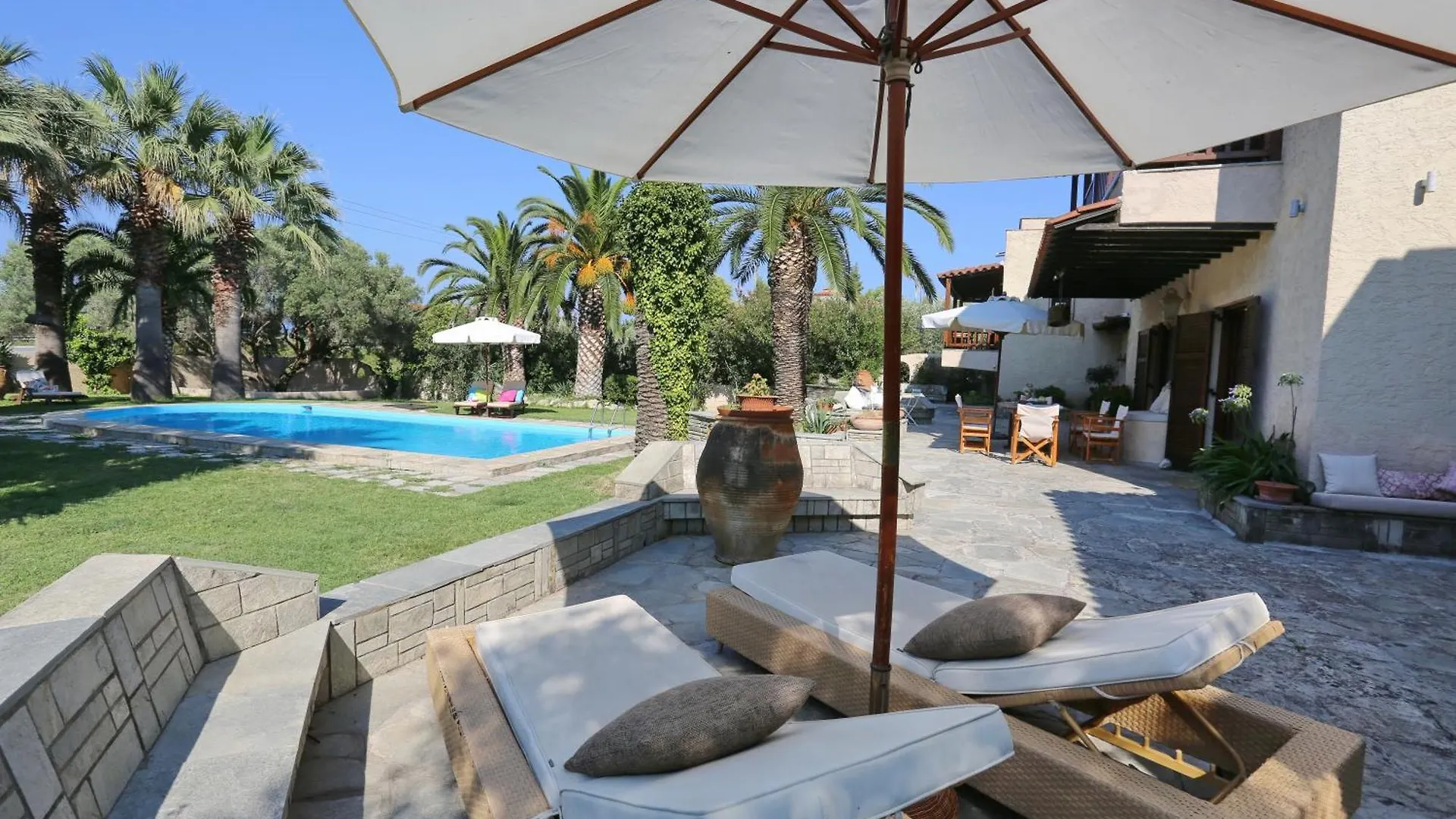 Villa Tropicalia Kriopigi Apartment