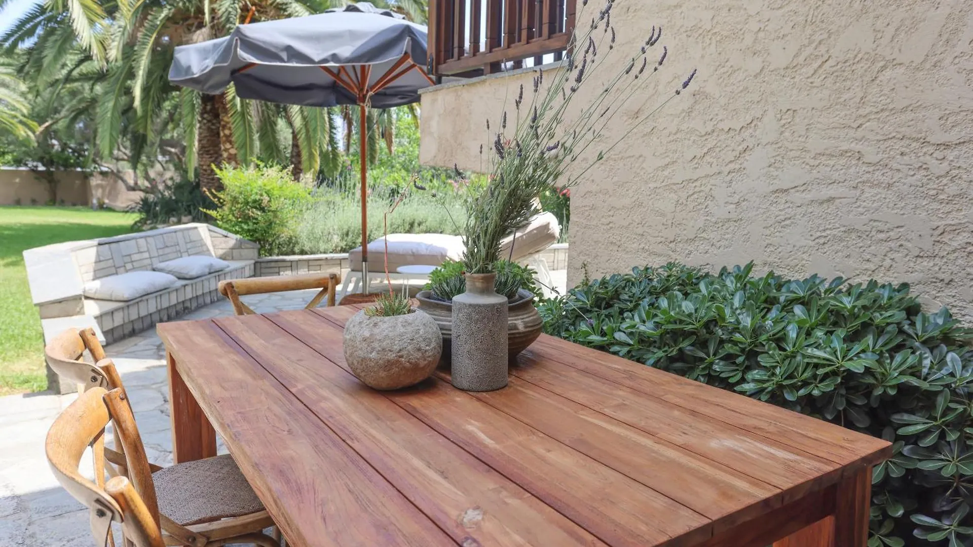 קריופיגי Villa Tropicalia
